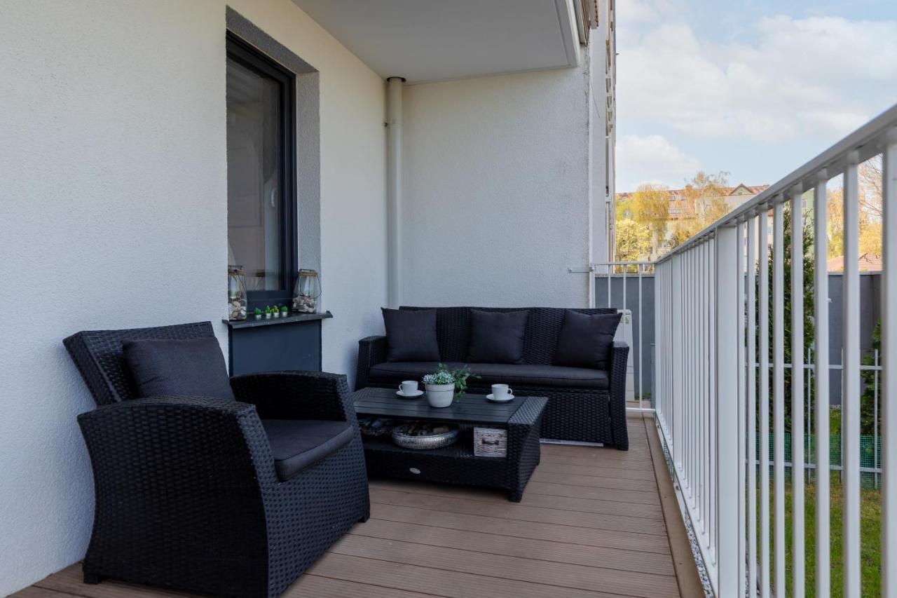 Osiedle Feniks Kolobrzeg By Noclegi Renters Ngoại thất bức ảnh