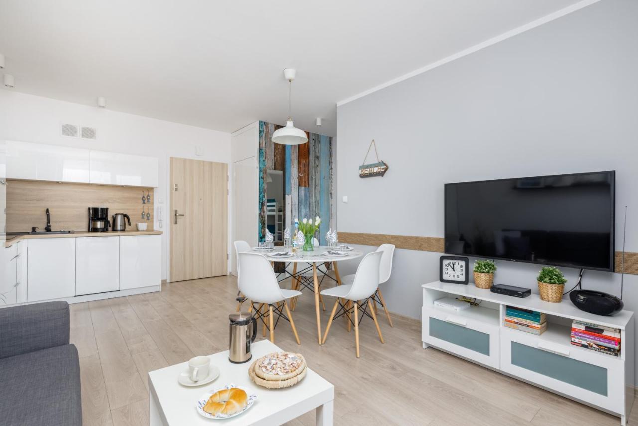 Osiedle Feniks Kolobrzeg By Noclegi Renters Ngoại thất bức ảnh