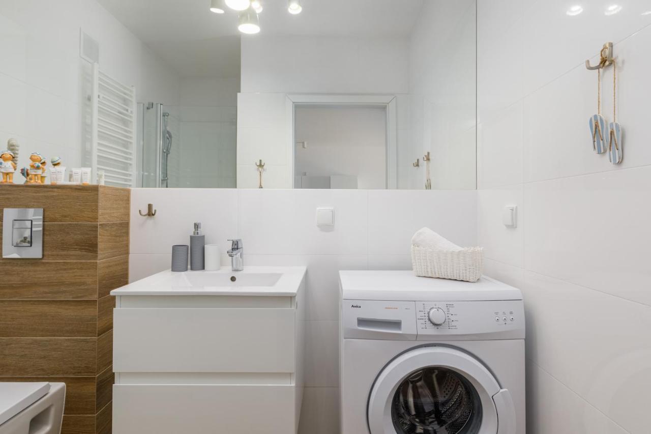 Osiedle Feniks Kolobrzeg By Noclegi Renters Ngoại thất bức ảnh